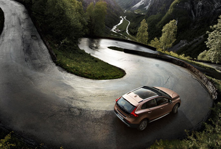 Новейшие технологии безопасности в Volvo V40 Cross Country Новейшие технологии безопасности в Volvo V40 Cross Country