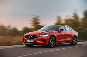 Две модели Volvo победили в Гран-при 2020 журнала «За рулем»